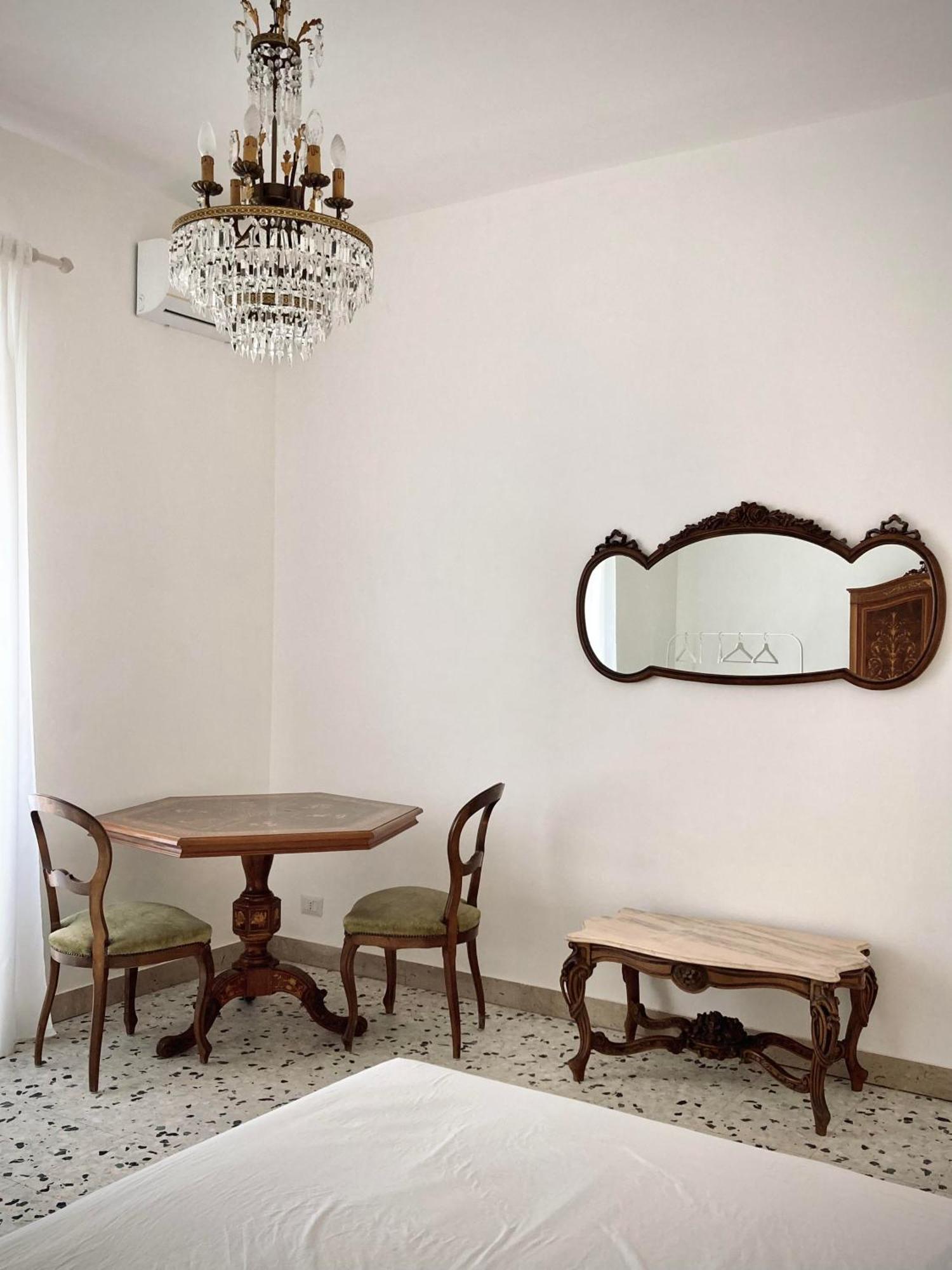 Catania Historical Artist Flat Apartment Bagian luar foto